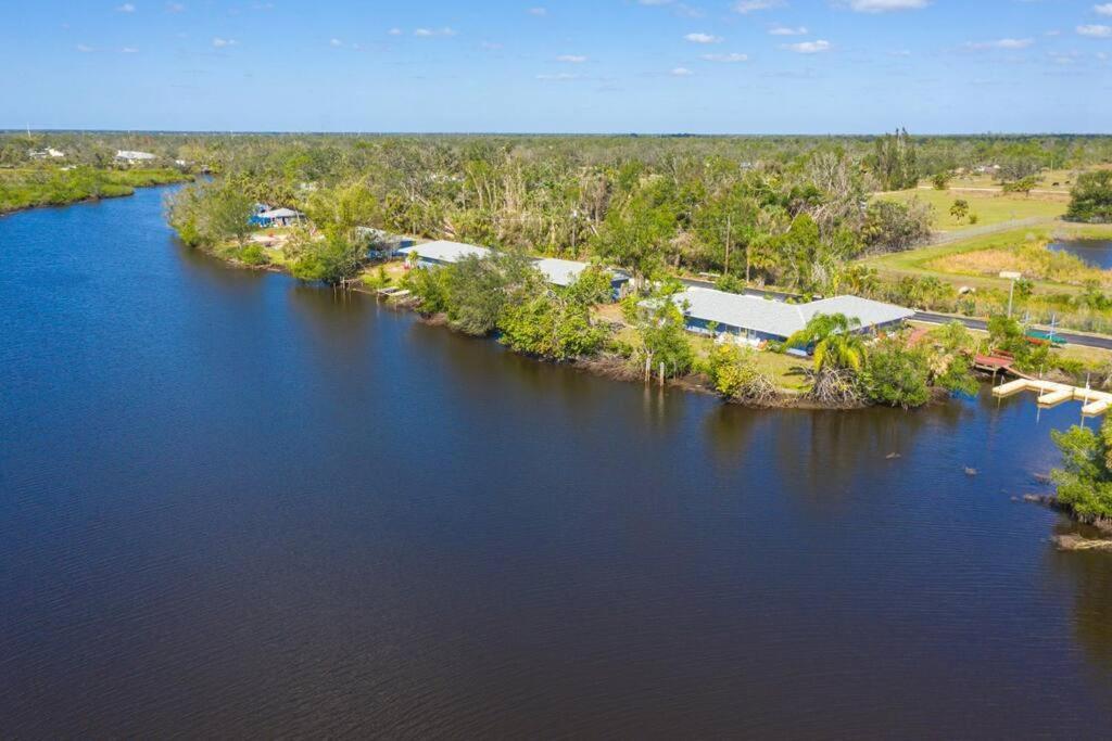 Beautiful Waterfront 1 Bedroom #4 Punta Gorda Exterior foto